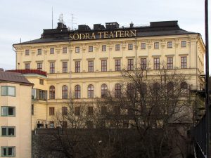 1200px-Södra_teatern_norra_fasaden